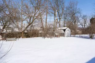 1122 Chalet Ave, New Carlisle, OH 45344 - Photo 4