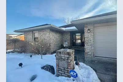 821 Helen Drive, Wapakoneta, OH 45895 - Photo 2