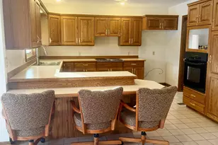 821 Helen Dr, Wapakoneta, OH 45895 - Photo 8