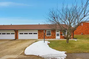 3153 N Argonne Ln, Springfield, OH 45503 - Photo 1