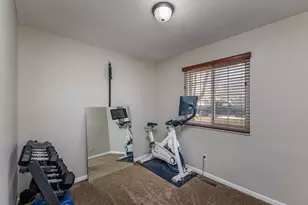 3135 Honeysuckle Dr, Troy, OH 45373 - Photo 18