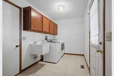 1040 Carson Lane, Springfield, OH 45503 - Photo 26