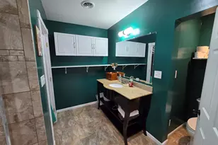 211 E Wapakoneta St, Waynesfield, OH 45896 - Photo 10