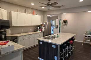 211 E Wapakoneta St, Waynesfield, OH 45896 - Photo 8