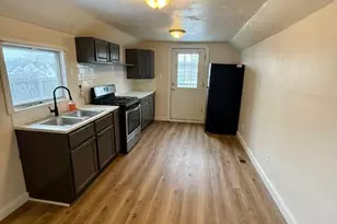 1866 Maiden Ln, Springfield, OH 45504 - Photo 8