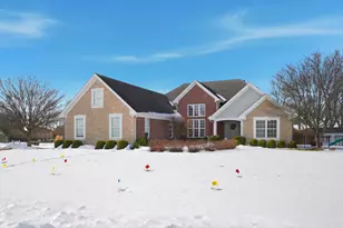 986 Brookwood Dr, Troy, OH 45373 - Photo 2