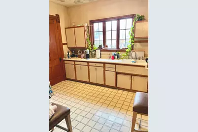 220 W Baird Street, West Liberty, OH 43357 - Photo 10