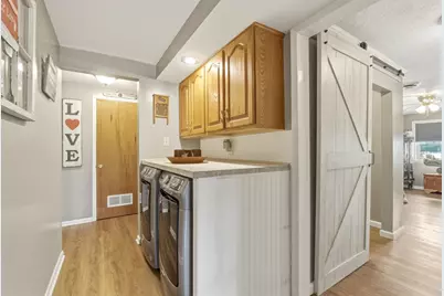 1408 Mapleridge Drive, Fairborn, OH 45324 - Photo 12