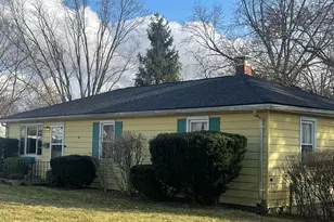 1621 Victory Dr, Springfield, OH 45505 - Photo 2