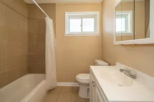 16 Hillgard St, Dayton, OH 45426 - Photo 4