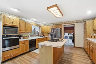 307 Ridge Crest Cir, Lima, OH 45801 - Photo 16