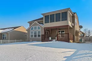 8041 Bushclover Dr, Tipp City, OH 45371 - Photo 36