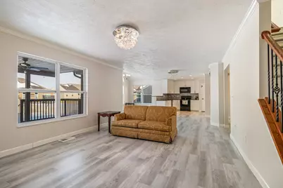 8041 Bushclover Drive, Tipp City, OH 45371 - Photo 10