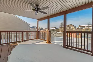 8041 Bushclover Dr, Tipp City, OH 45371 - Photo 34