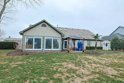 735 Chaucer Lane, Tipp City, OH 45371 - Photo 2