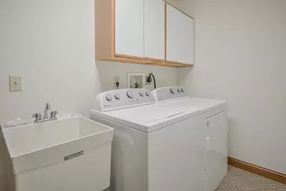 1812 Willow Lakes Drive, Springfield, OH 45502 - Photo 24