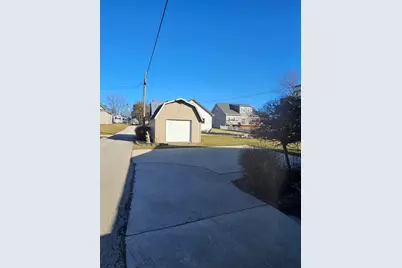 205 S Elm Street, Fort Recovery, OH 45846 - Photo 4