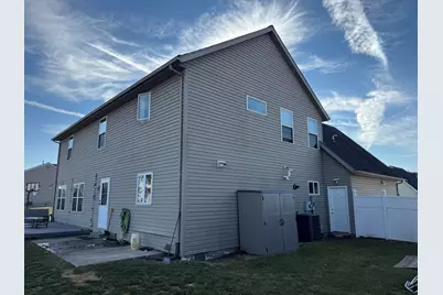 800 McKees Mill Run, New Carlisle, OH 45344 - Photo 4