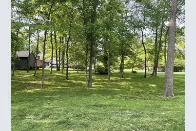 1730 W Choctaw Drive, London, OH 43140 - Photo 1