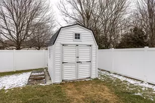 1345 Kenton Way, Troy, OH 45373 - Photo 40