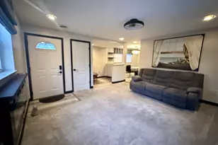 747 Clinton Ave, Sidney, OH 45365 - Photo 2