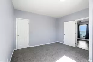 516 S Madriver St, Bellefontaine, OH 43311 - Photo 18