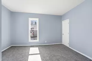 516 S Madriver St, Bellefontaine, OH 43311 - Photo 16