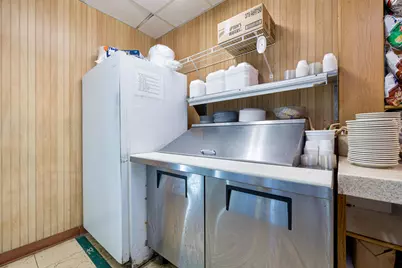 424 E Main Street, Bellefontaine, OH 43311 - Photo 26