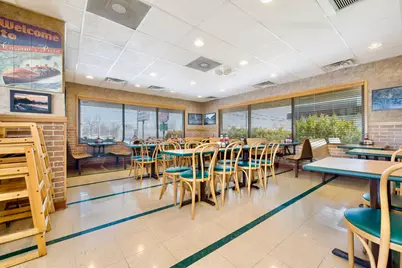 424 E Main Street, Bellefontaine, OH 43311 - Photo 14