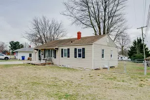 1209 W High St, Saint Marys, OH 45885 - Photo 4