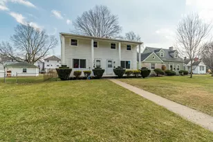 848 Crescent Dr, Sidney, OH 45365 - Photo 2