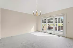 480 E Parnell Pl, Springfield, OH 45503 - Photo 12