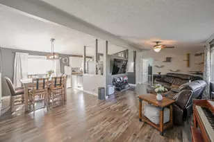 1792 Nugget Ct, Beavercreek, OH 45432 - Photo 4