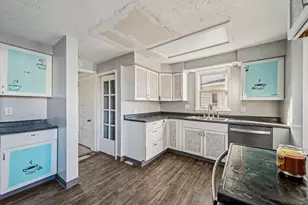 604 S Detroit St, Bellefontaine, OH 43311 - Photo 22