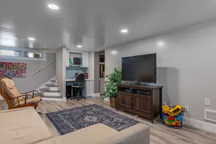 127 S Kensington Pl, Springfield, OH 45504 - Photo 28