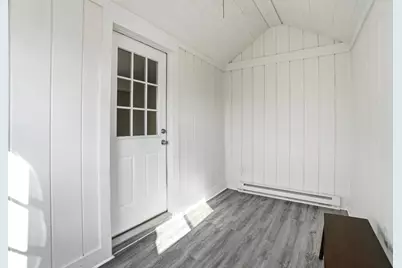 320 Walker Street, Bellefontaine, OH 43311 - Photo 6