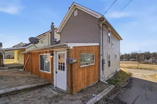 320 Walker St, Bellefontaine, OH 43311 - Photo 40