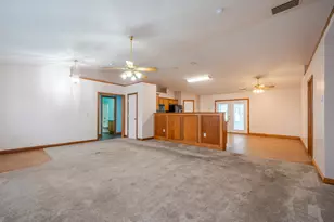 6350 Charlotte Ct, Huber Heights, OH 45424 - Photo 4