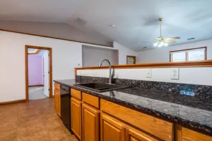 6350 Charlotte Ct, Huber Heights, OH 45424 - Photo 20