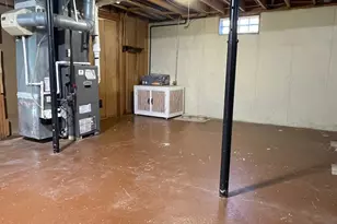 1921 Elaina Dr, Springfield, OH 45503 - Photo 38