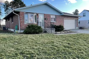 1921 Elaina Dr, Springfield, OH 45503 - Photo 2