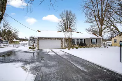 206 S Tecumseh Road, Springfield, OH 45506 - Photo 2