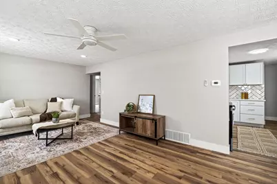 9475 W National Road, New Carlisle, OH 45344 - Photo 10