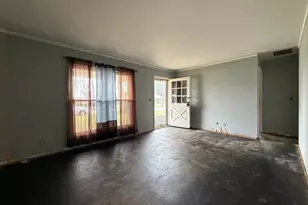 3924 Schenley St, Enon, OH 45323 - Photo 2