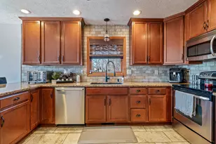 857 Shaney Ln, Brookville, OH 45309 - Photo 14