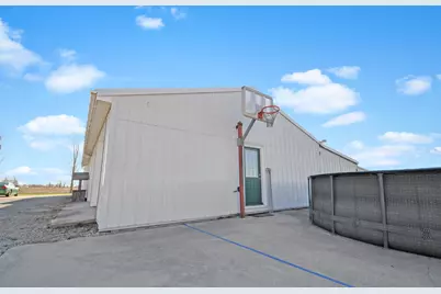 335 N State Route 121, New Paris, OH 45347 - Photo 54