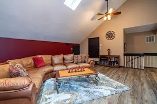 2860 Homeway Dr, Beavercreek, OH 45434 - Photo 14