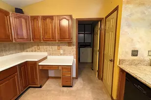 1922 Wedgewood Cir, Springfield, OH 45503 - Photo 16