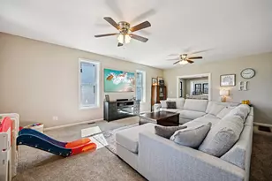 525 N Main St, Bellefontaine, OH 43311 - Photo 6