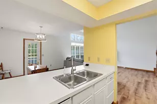 835 Cobblestone Dr, Troy, OH 45373 - Photo 14